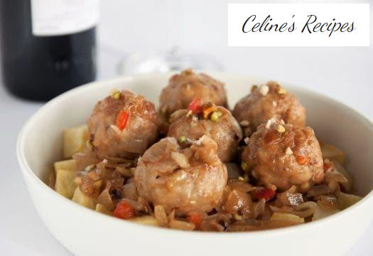 Meatballs with almonds and pistachios