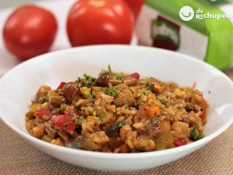 Rice with vegetables and mushrooms