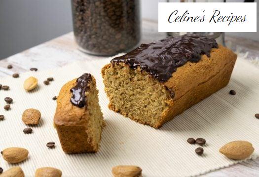 Coffee cake with almonds