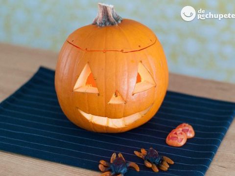 Halloween pumpkin. How to design and decorate your pumpkin