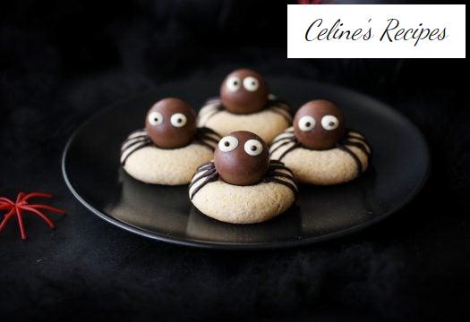 Halloween spider cookies