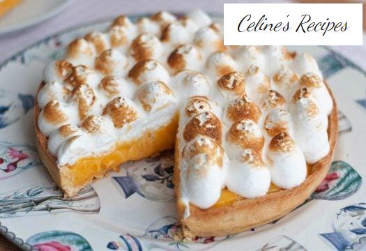 Lemon and Meringue Cake. Lemon pie