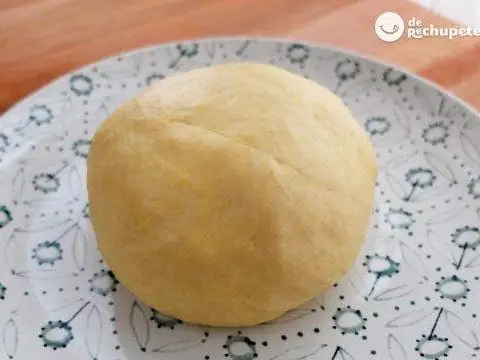 Argentine empanada dough
