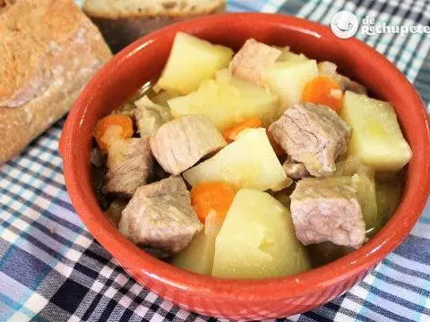 Potatoes with meat