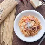 Spaghetti bolognese (Spaguetti alla bolognesa)