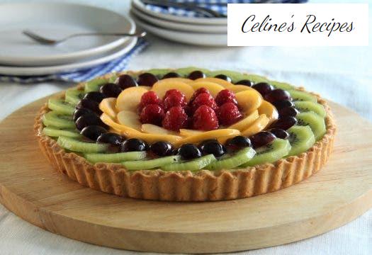 Cream pie and fresh fruits