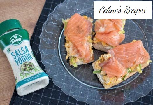 Smoked salmon toasts