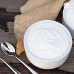 Yogurt glass with nougat cream