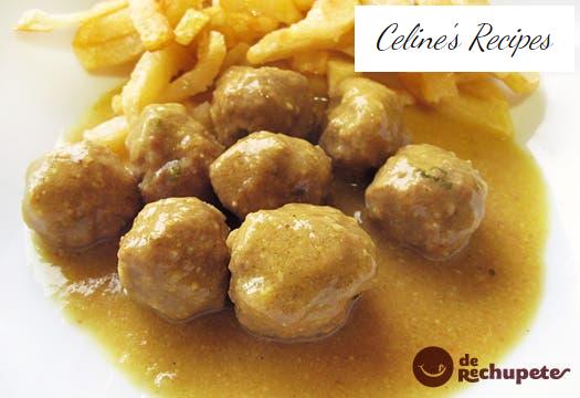 Meatballs with curry sauce