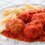 Meatballs with almonds and pistachios