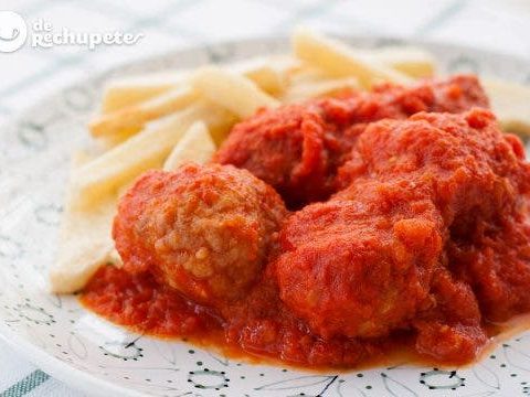 Homemade meatballs in tomato sauce