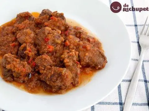 Stewed meat with tomato