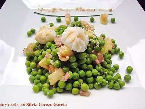 Pea, apple and poached egg salad