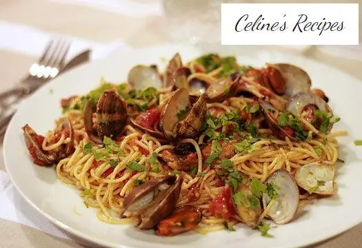 Spaghetti with Clams. Italian recipe.