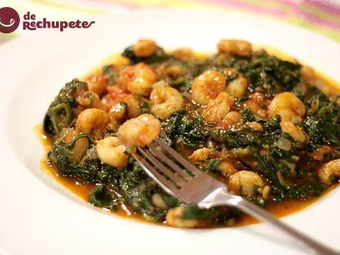 Spinach with prawns
