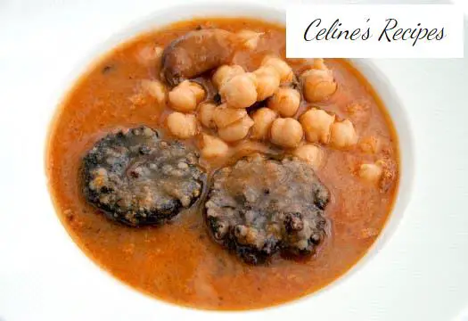 Chickpeas with blood sausage