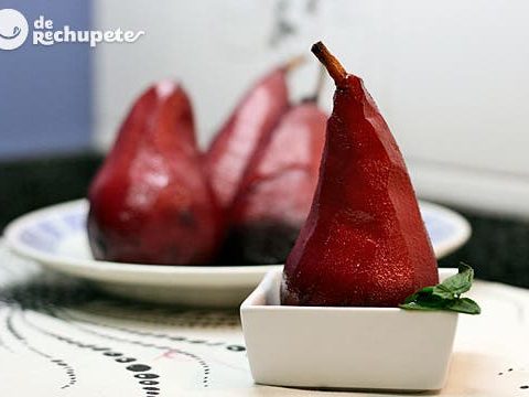 Pears in red wine with cinnamon. Traditional recipe