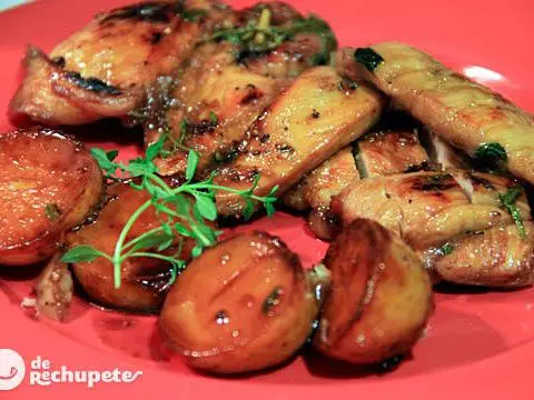 Honey chicken with thyme and rosemary