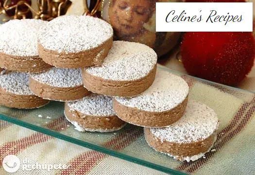 Gluten-free chocolate polvorones