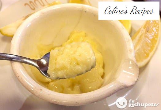 How to prepare garlic sauce or garlic oil