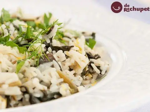 Spanakorizo ​​or Rice with spinach. Greek recipe
