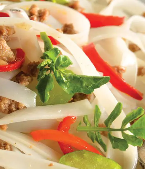 Rice noodle with gluten-free ground beef