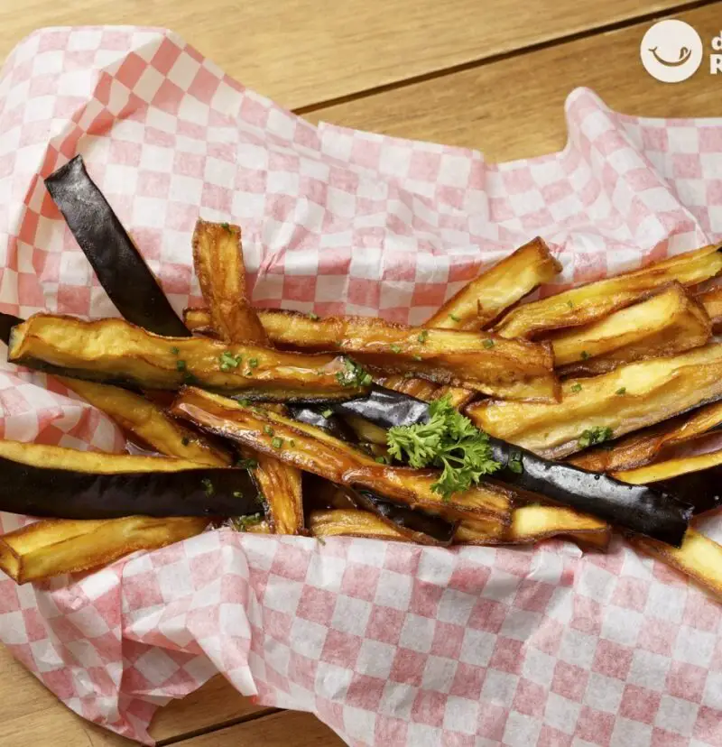Fried eggplants with honey. Easy and delicious Cordoban appetizer