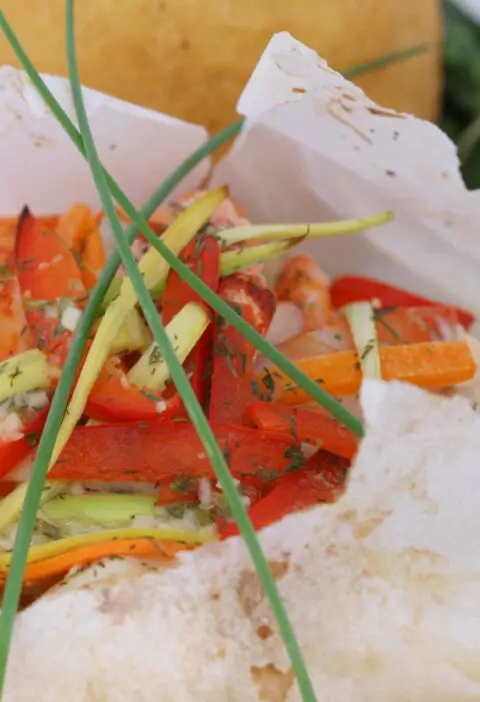 Cooking vegetables al papillote